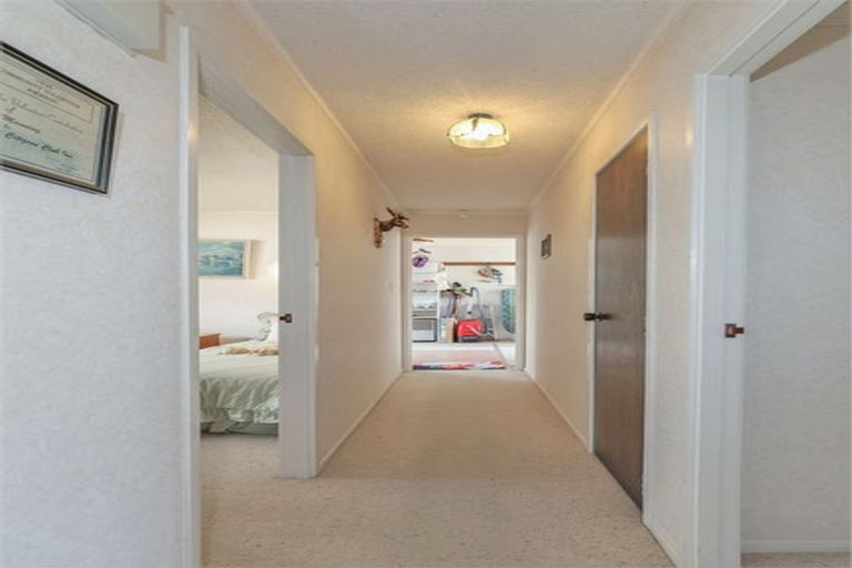 Photo of property in 83 Hakanoa Street, Huntly, 3700