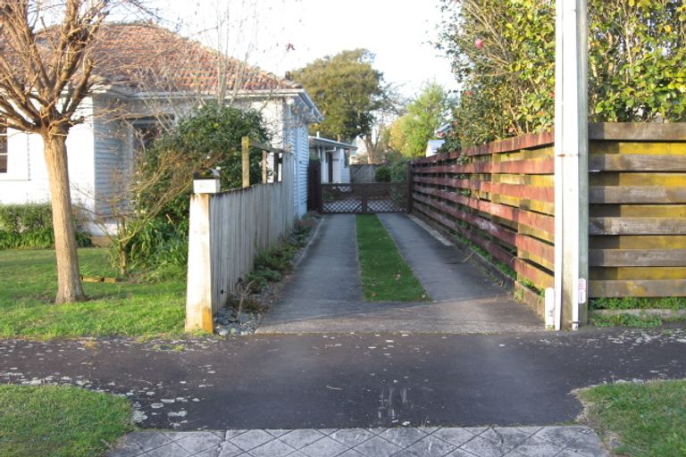 Photo of property in 6b Saint Olpherts Avenue, Hamilton East, Hamilton, 3216