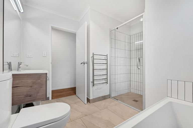 Photo of property in 11 Peet Row, Pokeno, 2471