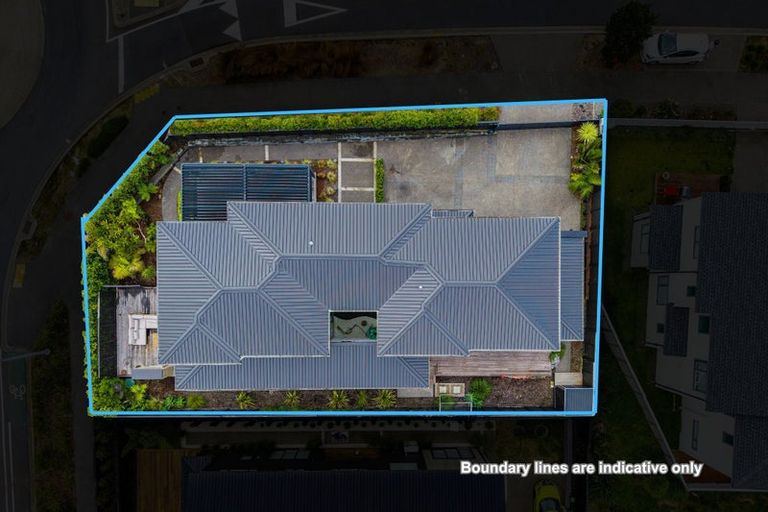 Photo of property in 2 Hanikura Street, Long Bay, Auckland, 0630