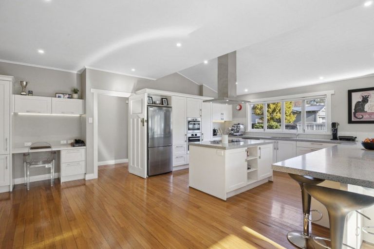 Photo of property in 370 Bay View Road, Saint Clair, Dunedin, 9012