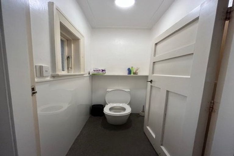 Photo of property in 9 Thompson Street, Mount Cook, Wellington, 6011