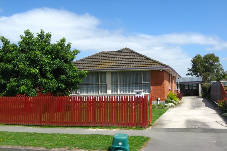 Photo of property in 23 Leicester Crescent, Hoon Hay, Christchurch, 8025