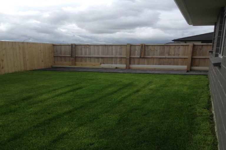 Photo of property in 8 Helen June Avenue, Flagstaff, Hamilton, 3210