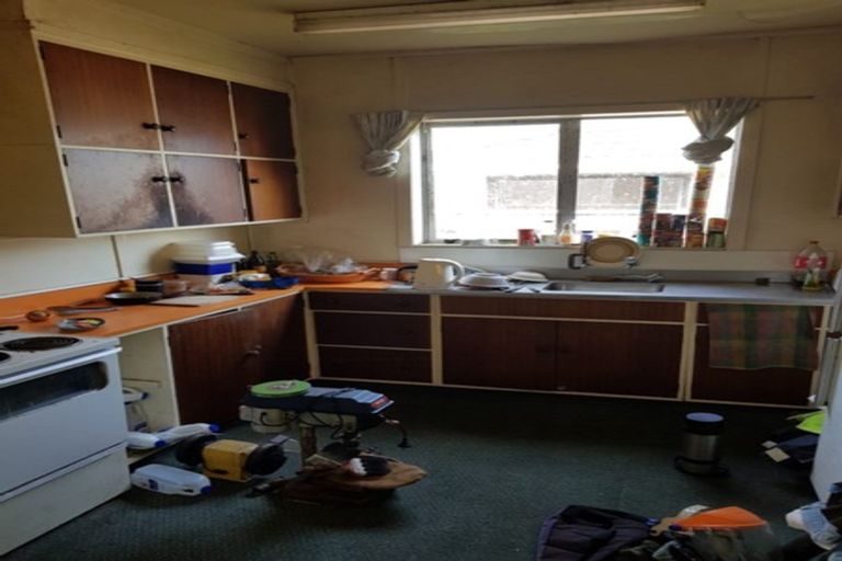 Photo of property in 30a Cobden Street, Westport, 7825