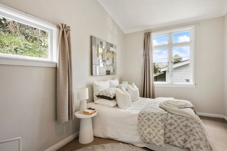 Photo of property in 94 Holloway Road, Aro Valley, Wellington, 6021