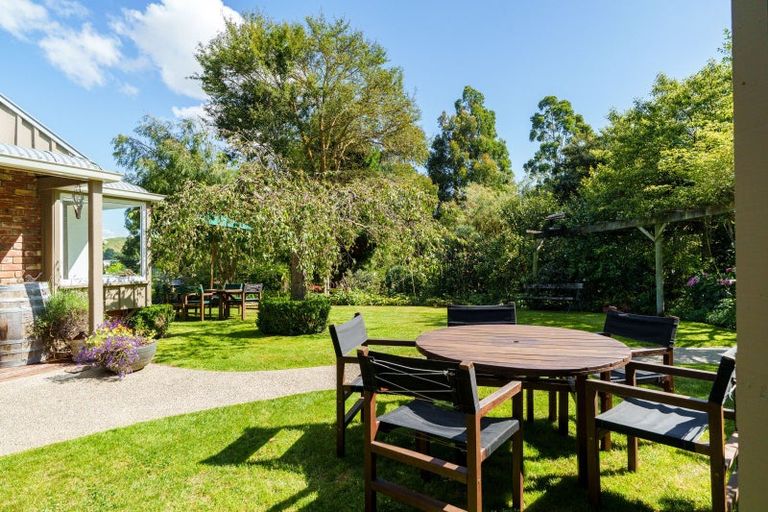 Photo of property in 54 Scurr Road, Scroggs Hill, Dunedin, 9076
