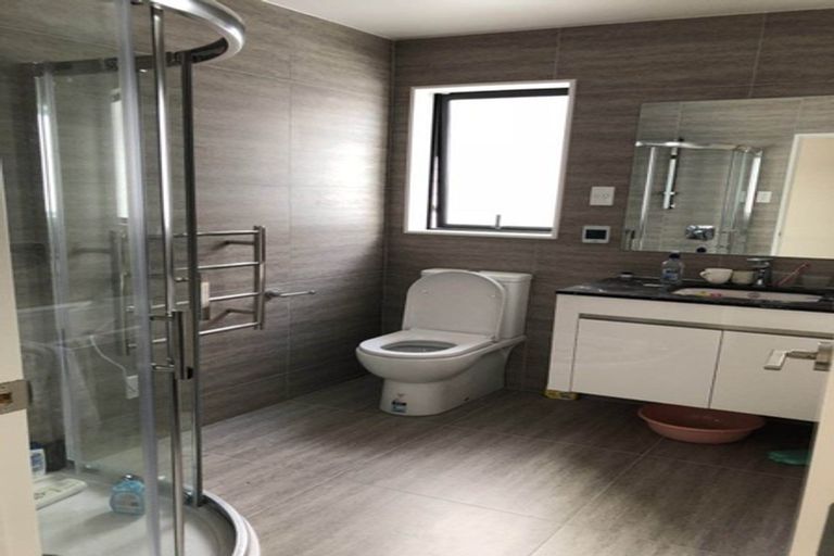 Photo of property in 30 Toanui Road, Hobsonville, Auckland, 0616