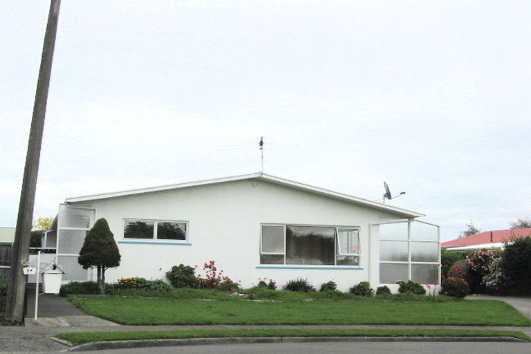 Photo of property in 2/7 Dryden Street, Stoke, Nelson, 7011