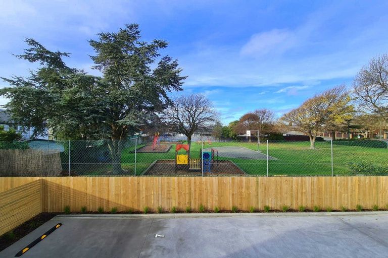 Photo of property in 7/491 Hereford Street, Linwood, Christchurch, 8011