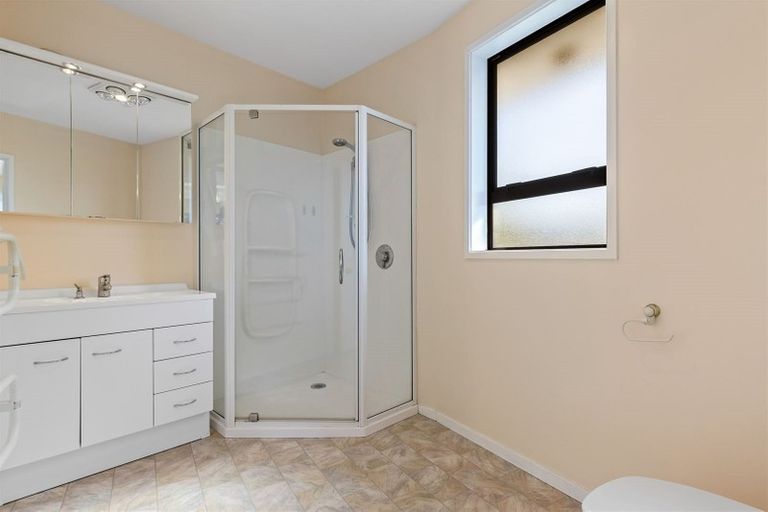 Photo of property in 239 Johns Road, Northwood, Christchurch, 8051