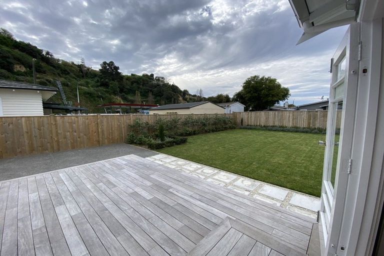 Photo of property in 1 Roach Street, Marewa, Napier, 4110