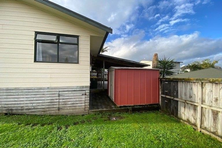 Photo of property in 4 Marine Parade, Mount Maunganui, 3116