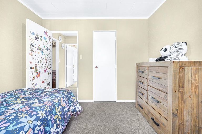 Photo of property in 24 Enfield Street, Nawton, Hamilton, 3200