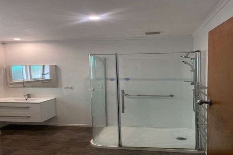 Photo of property in 54 Union Road, Howick, Auckland, 2014
