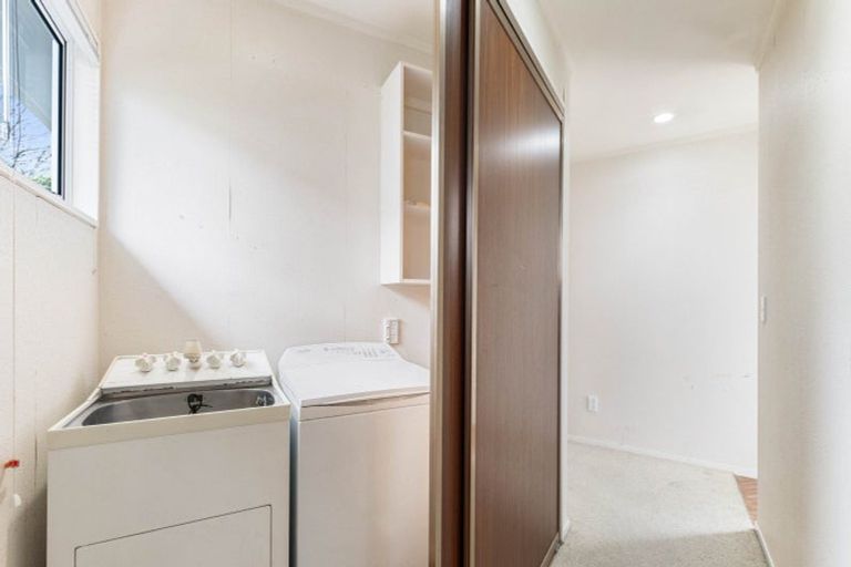 Photo of property in 4 Anzac Road, Pukekohe, 2120