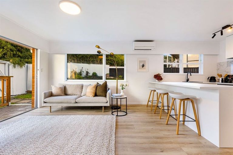 Photo of property in 4/21 Hillcrest Road, Papatoetoe, Auckland, 2025
