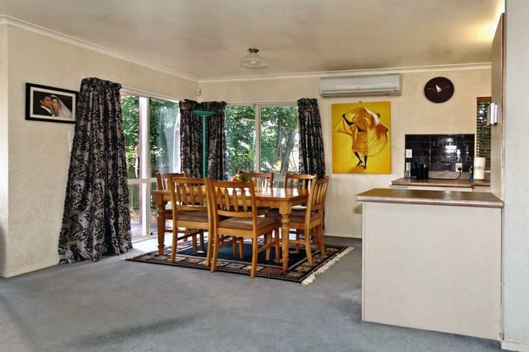 Photo of property in 12b Rosier Road, Glen Eden, Auckland, 0602
