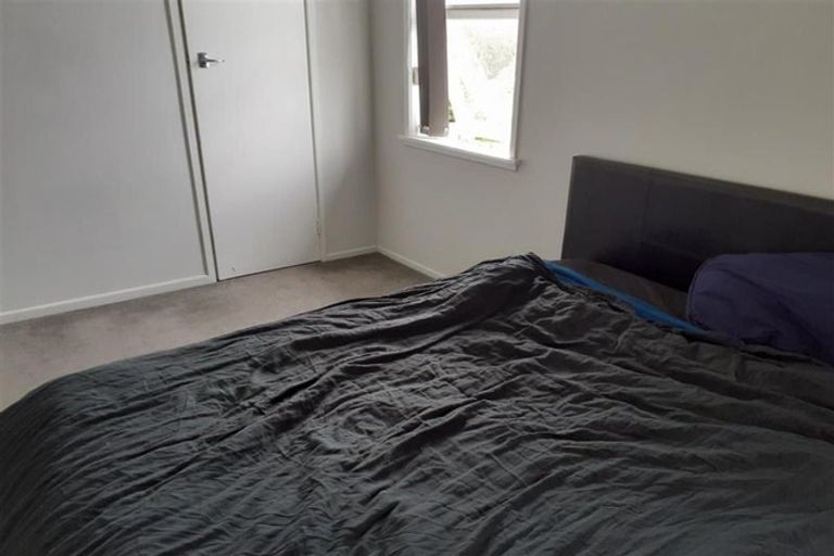 Photo of property in 10 Mcclintock Road, Massey, Auckland, 0614