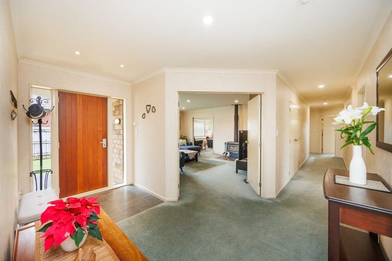 Photo of property in 57 Parnell Heights Drive, Kelvin Grove, Palmerston North, 4414