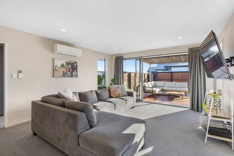 Photo of property in 7 Hepburn Place, Rolleston, 7614