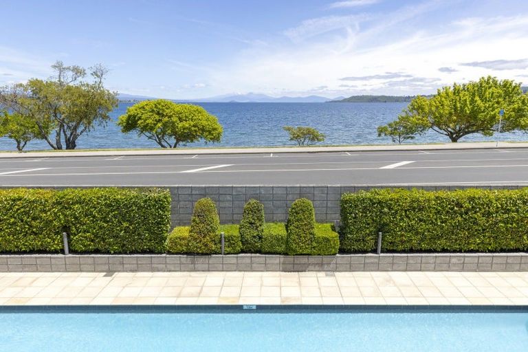 Photo of property in 110 Lake Terrace, Taupo, 3330