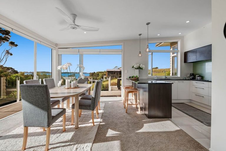 Photo of property in 24 Albro Lane, Algies Bay, Warkworth, 0920