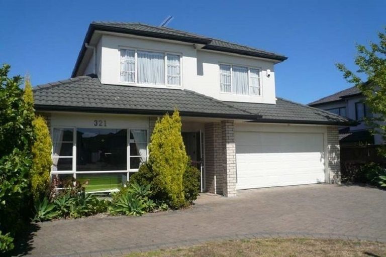 Photo of property in 321 Chapel Road, Flat Bush, Auckland, 2016