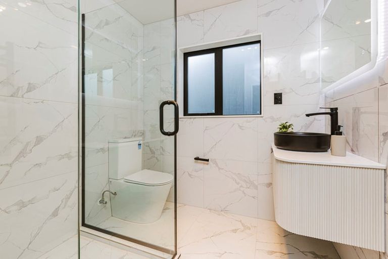 Photo of property in 4f Gloucester Road, Manurewa, Auckland, 2102