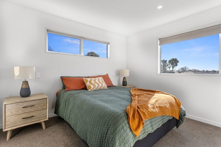 Photo of property in 3 Kakapo Lane, Redwood, Christchurch, 8051