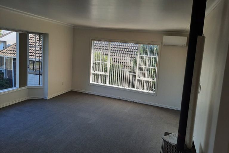 Photo of property in 6 Dingwall Place, Papatoetoe, Auckland, 2025