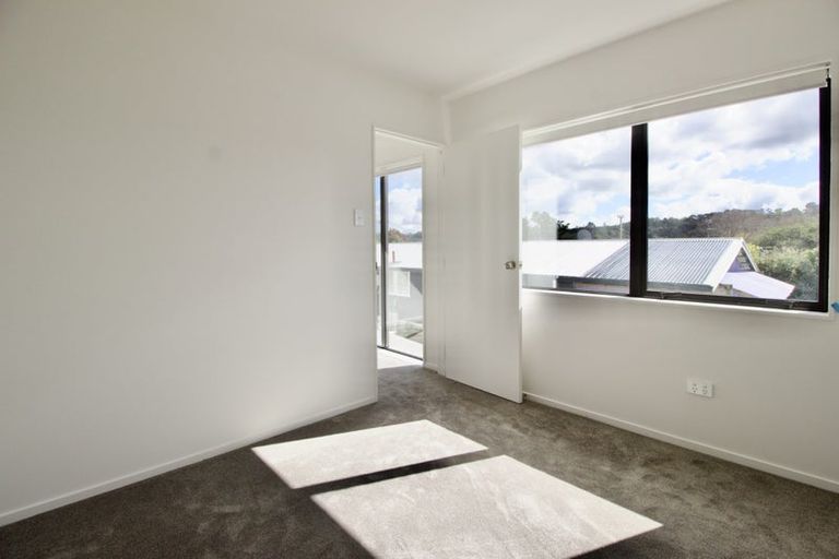 Photo of property in 111a Lancaster Road, Beach Haven, Auckland, 0626