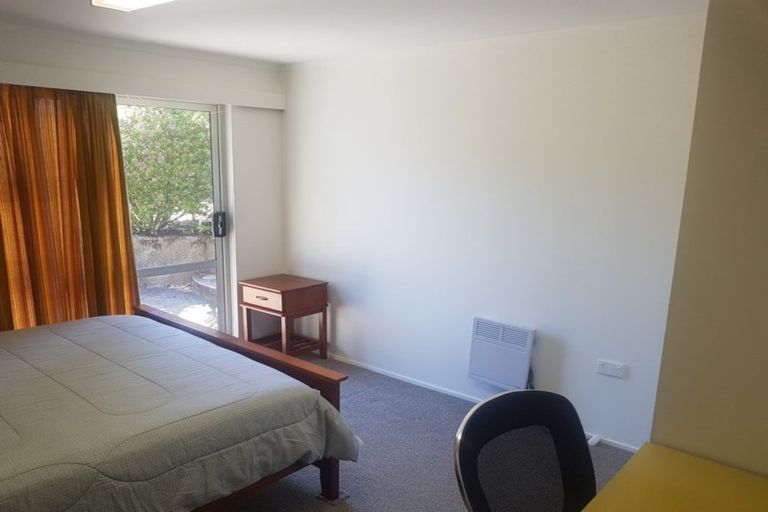 Photo of property in 2 Lotus Lane, Mangere East, Auckland, 2024