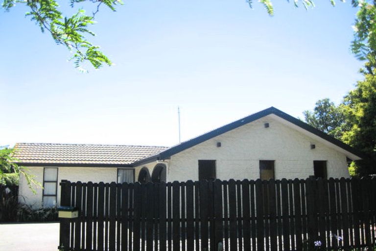 Photo of property in 9 Glenys Place, Broomfield, Christchurch, 8042