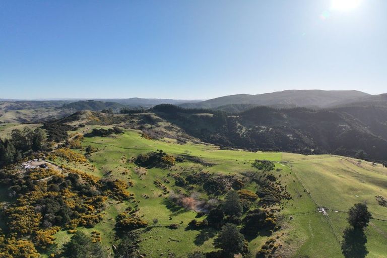 Photo of property in 121 Silverstream Valley Road, North Taieri, Mosgiel, 9092