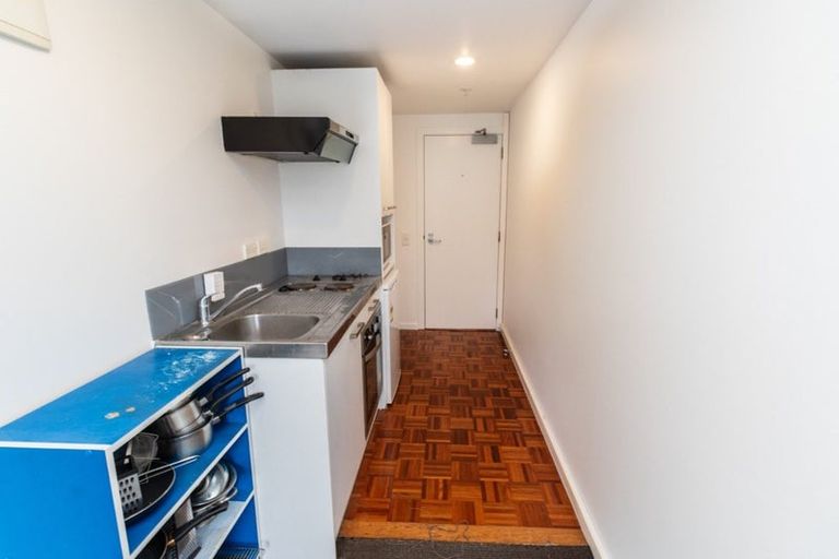 Photo of property in Orange Apartments/victoria Centr, 801/169 The Terrace, Wellington Central, Wellington, 6011