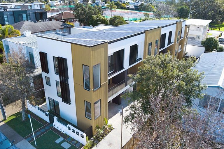 Photo of property in 9c Lomond Street, Takapuna, Auckland, 0622