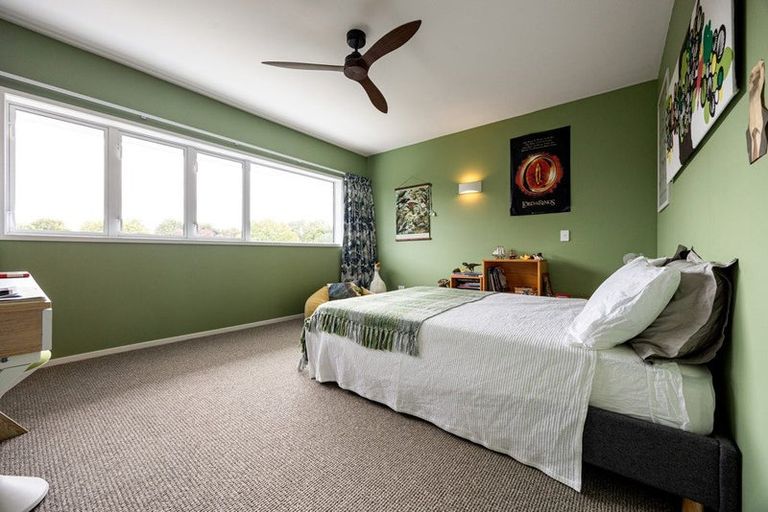 Photo of property in 28 Silva Crescent, Riverlea, Hamilton, 3216