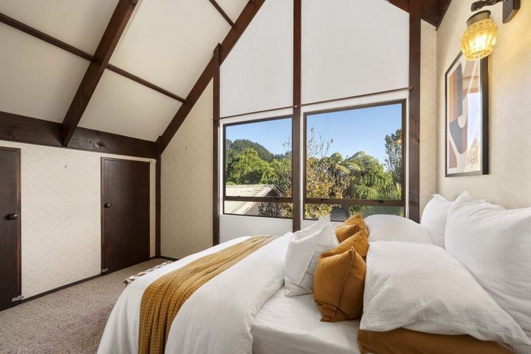 Photo of property in 3 Ridge Road, Lake Okareka, Rotorua, 3076