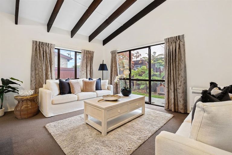 Photo of property in 2/32 Patterson Terrace, Halswell, Christchurch, 8025
