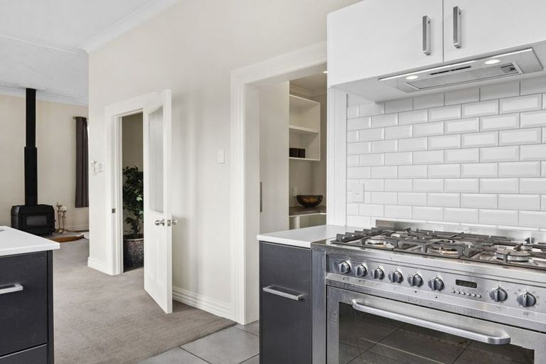 Photo of property in 136 Taieri Road, Kaikorai, Dunedin, 9010