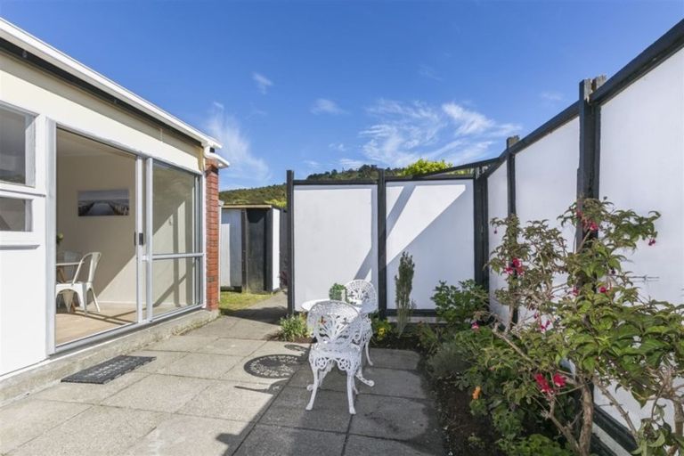 Photo of property in Boxhill Court, 27u5 Box Hill, Khandallah, Wellington, 6035