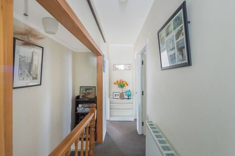 Photo of property in 57 Maupuia Road, Maupuia, Wellington, 6022