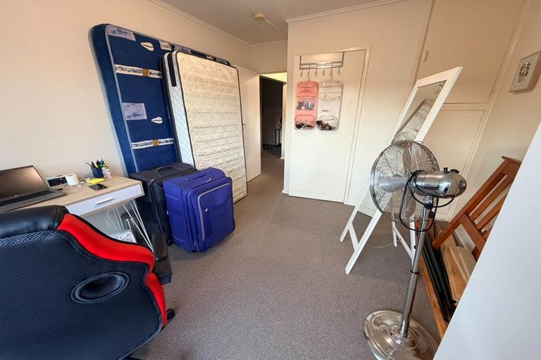 Photo of property in 95 Farmer Crescent, Taita, Lower Hutt, 5011