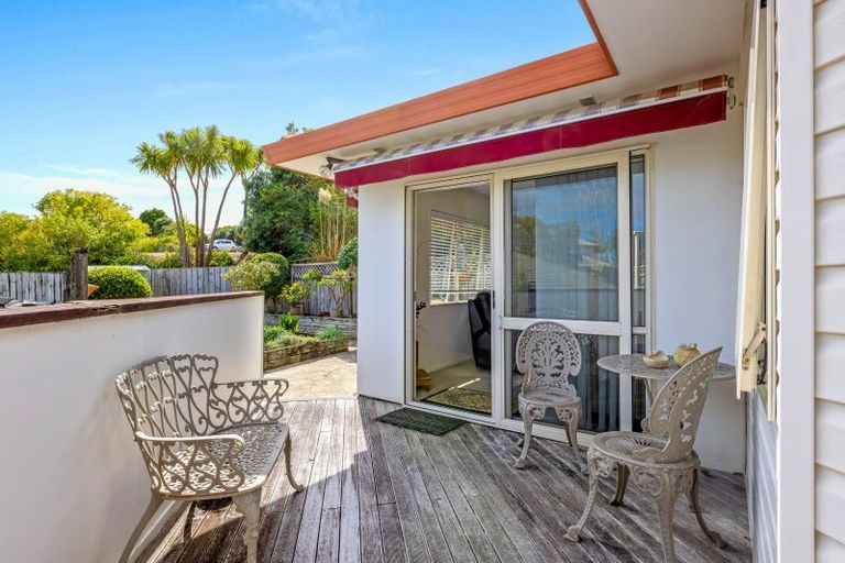 Photo of property in 12 Palmgreen Court, Stanmore Bay, Whangaparaoa, 0932