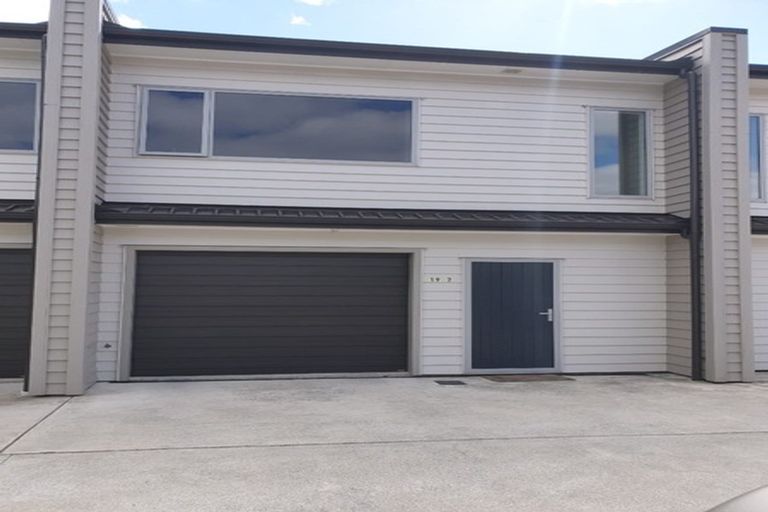 Photo of property in 19u7 Collins Avenue, Tawa, Wellington, 5028