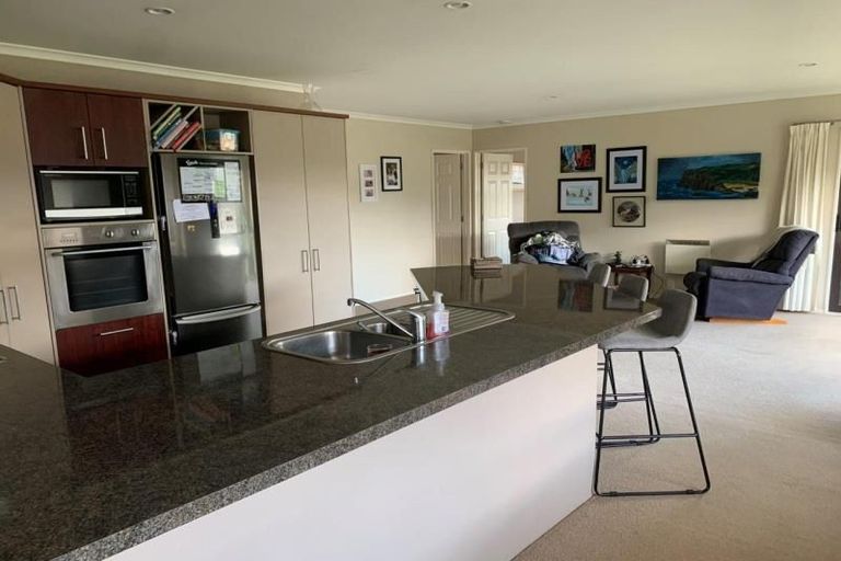 Photo of property in 5 Jaemont Court, Huntington, Hamilton, 3210