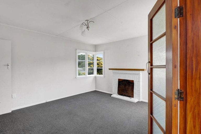 Photo of property in 19a Lorna Street, Lynmouth, New Plymouth, 4310
