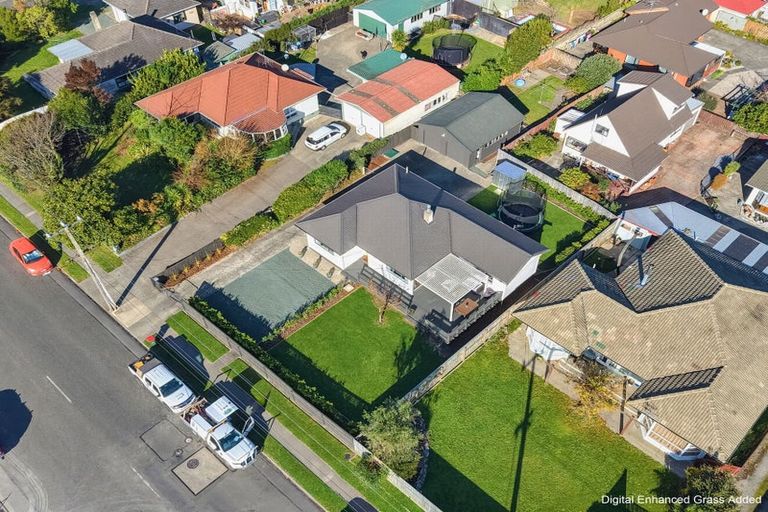 Photo of property in 18 Marsden Road, Stoke, Nelson, 7011