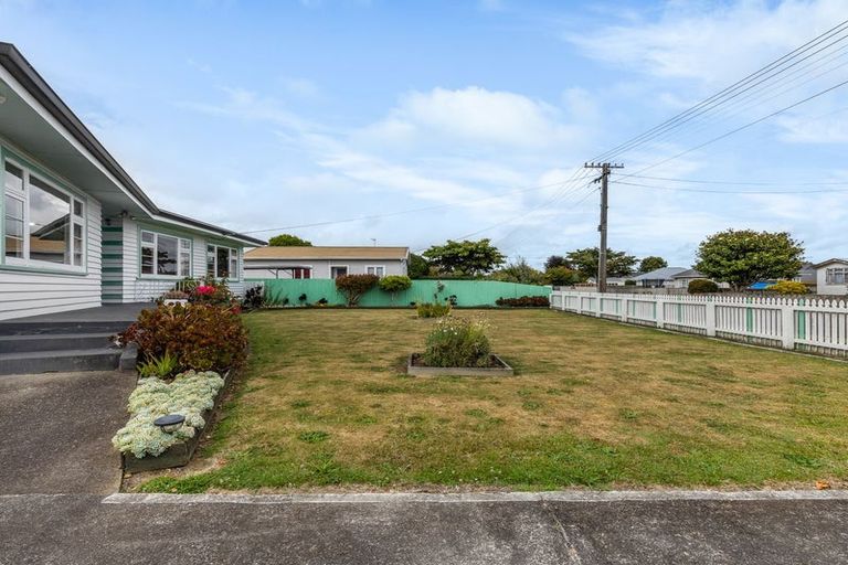 Photo of property in 46 George Street, Levin, 5510